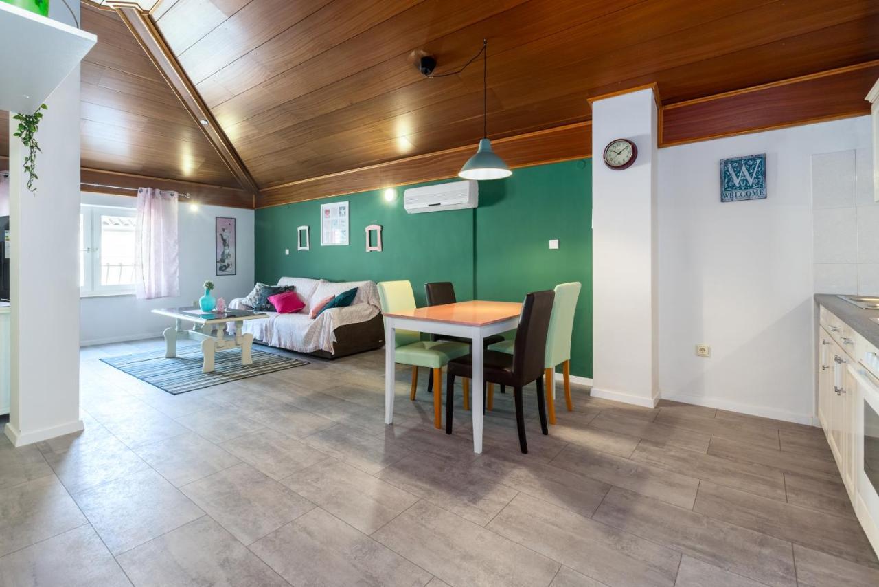 Lara Deluxe Superior 5 Star Apartment, Your Piece Of Heaven By The Sea & Park Novigrad Istria Exteriér fotografie